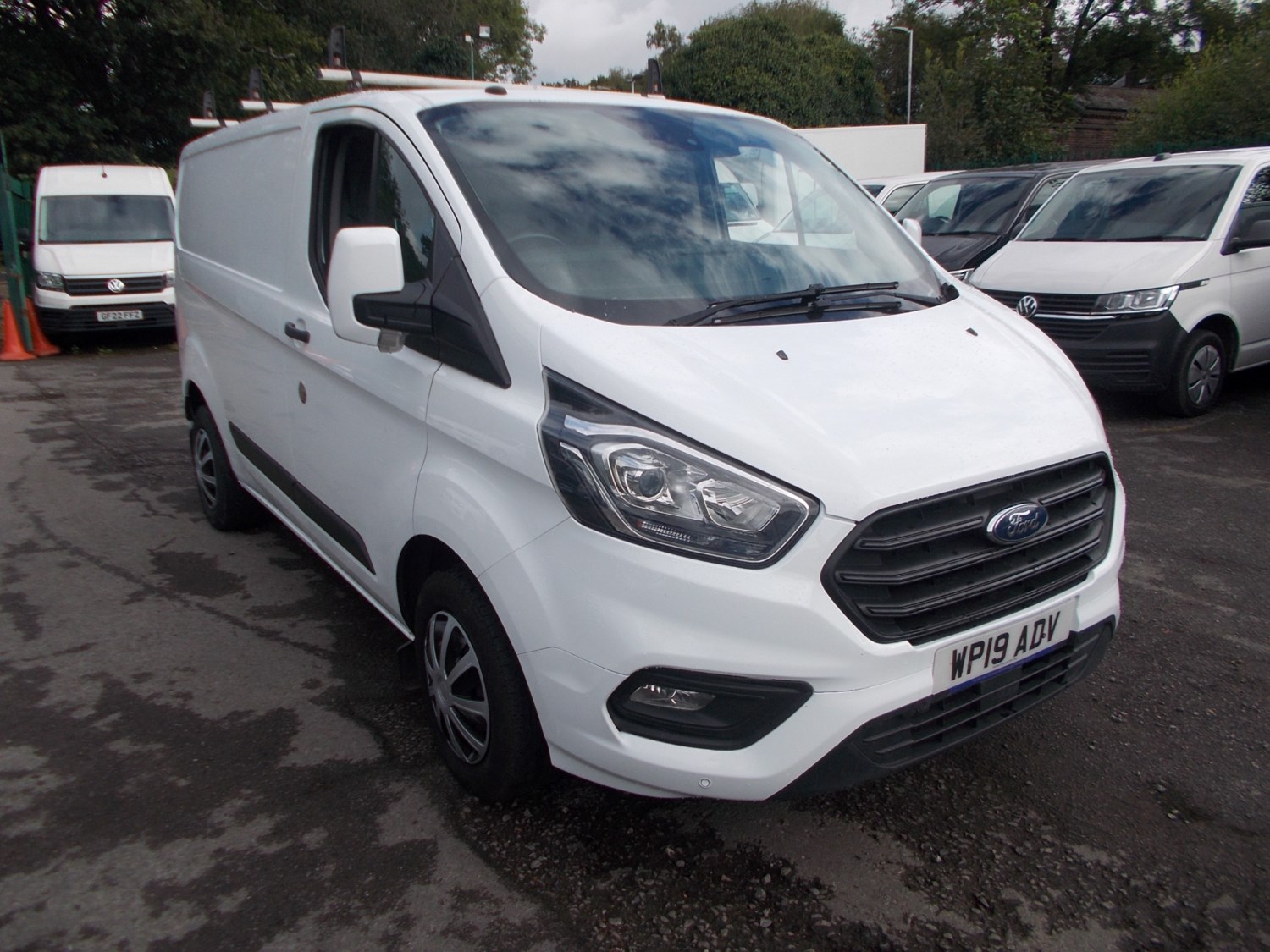 Ford Transit Custom Listing Image