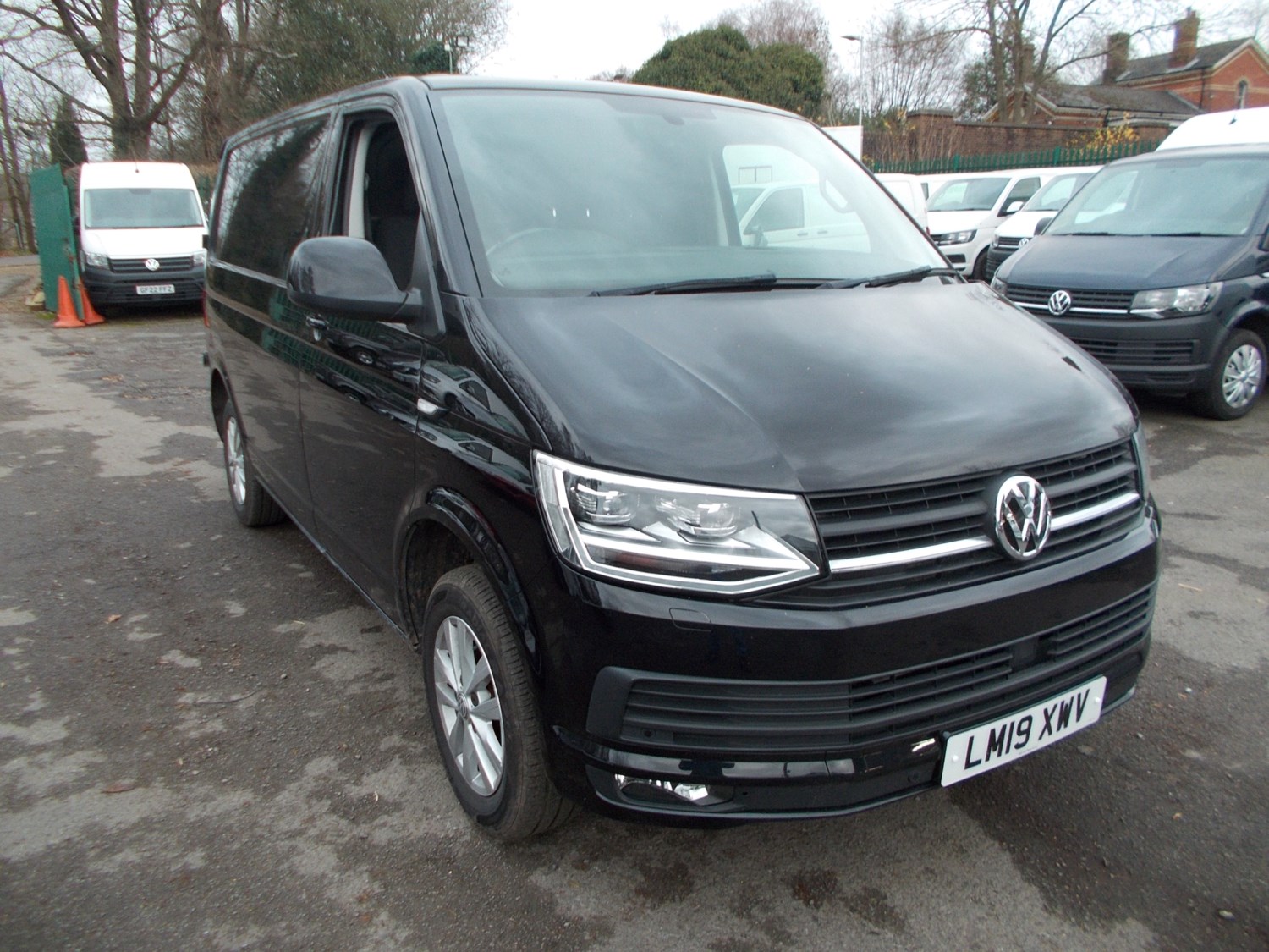 Volkswagen Transporter Listing Image