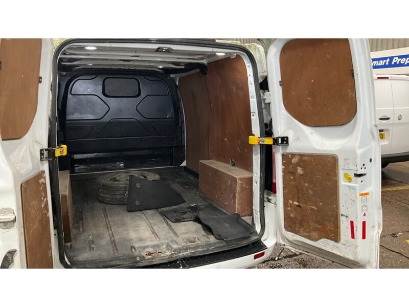 Ford Transit Custom Listing Image