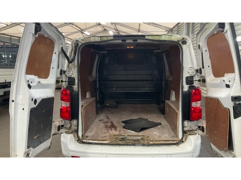 Vauxhall Vivaro Listing Image