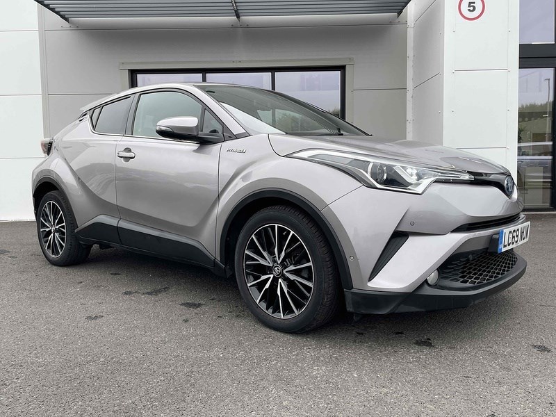 Toyota C-HR Listing Image