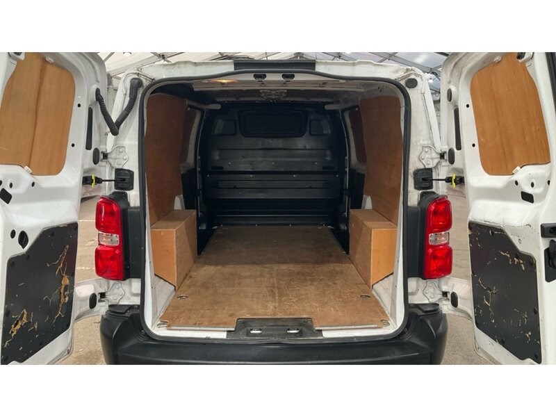 Vauxhall Vivaro Listing Image