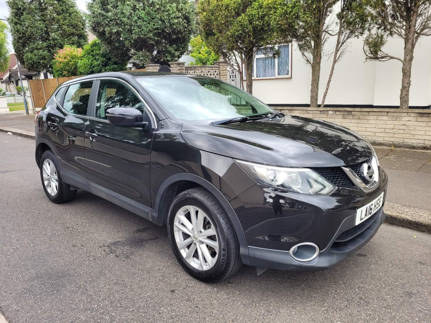 Nissan Qashqai Listing Image