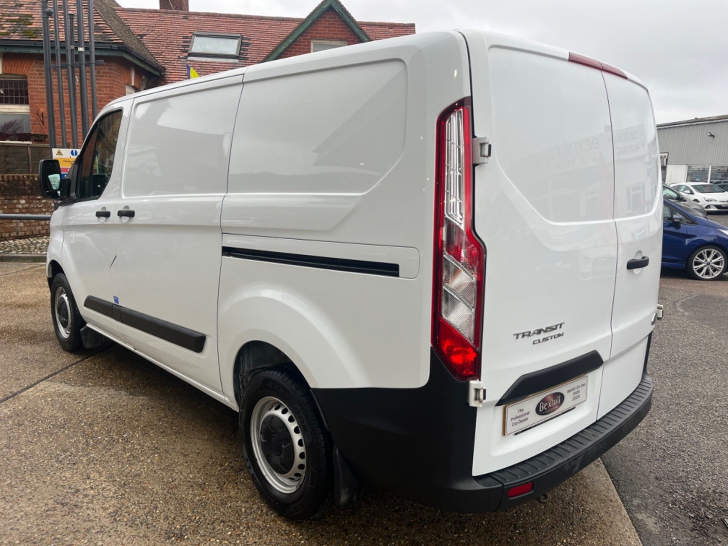 Ford Transit Custom Listing Image