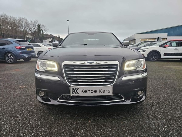 Chrysler 300C Listing Image