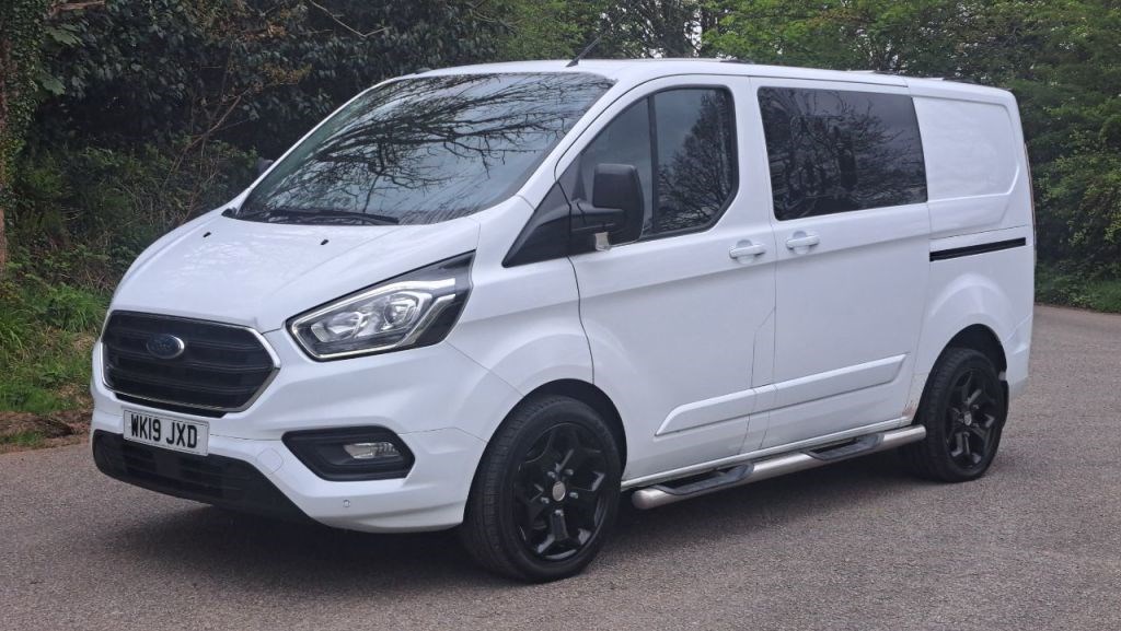 Ford Transit Custom Listing Image