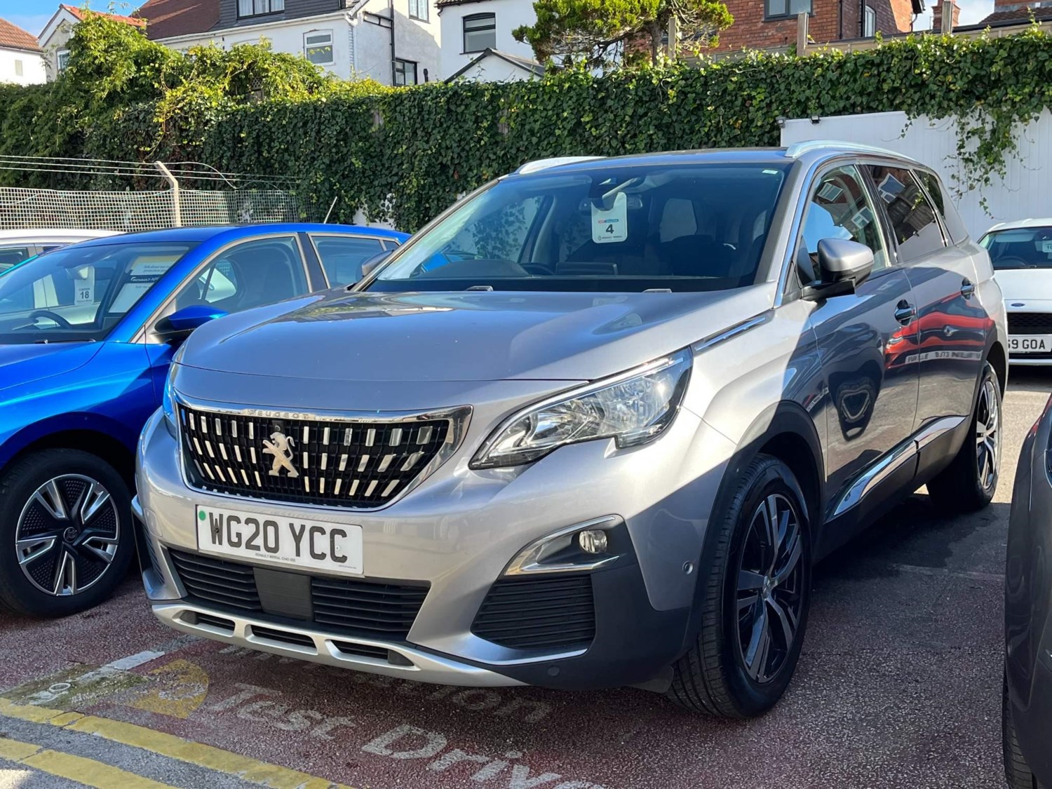 Peugeot 5008 Listing Image