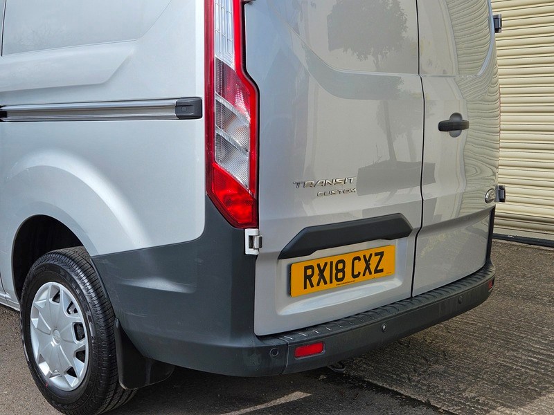 Ford Transit Custom Listing Image