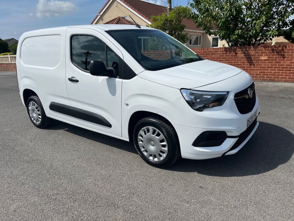 Vauxhall Combo Listing Image