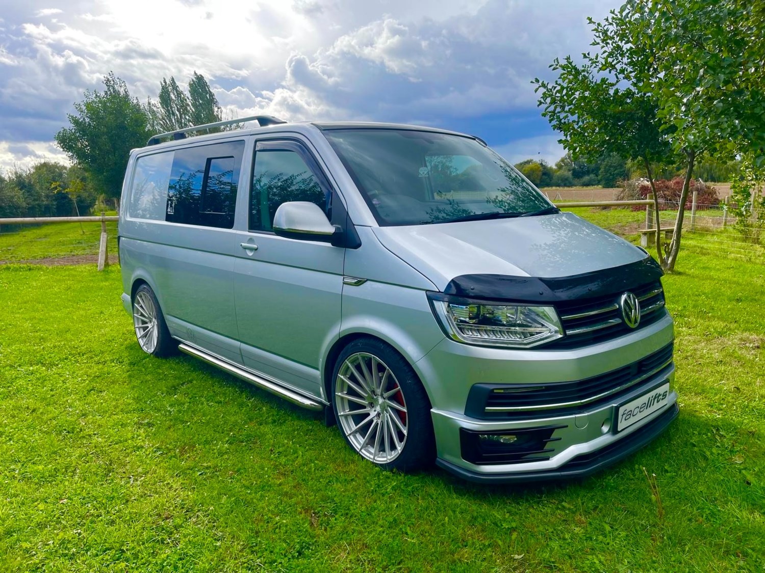 Volkswagen Transporter Listing Image