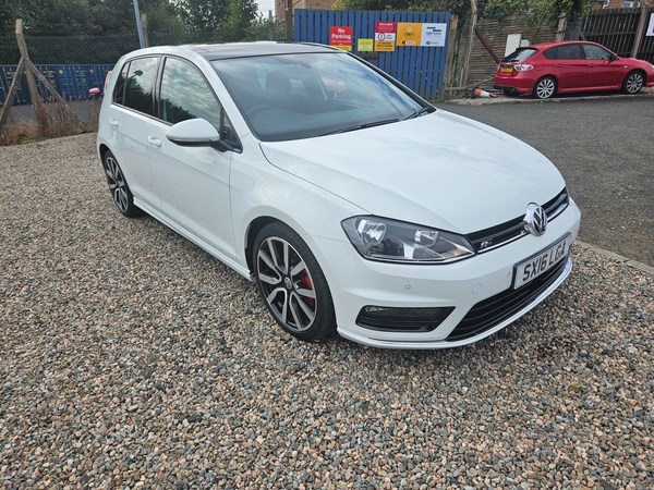 Volkswagen Golf Listing Image