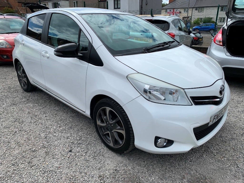 Toyota Yaris Listing Image