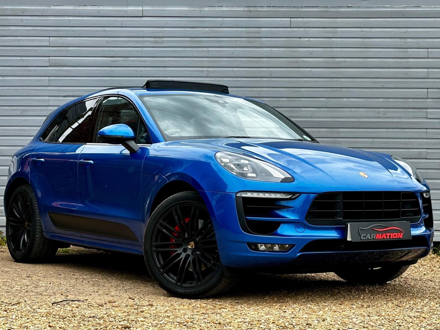 Porsche Macan Listing Image