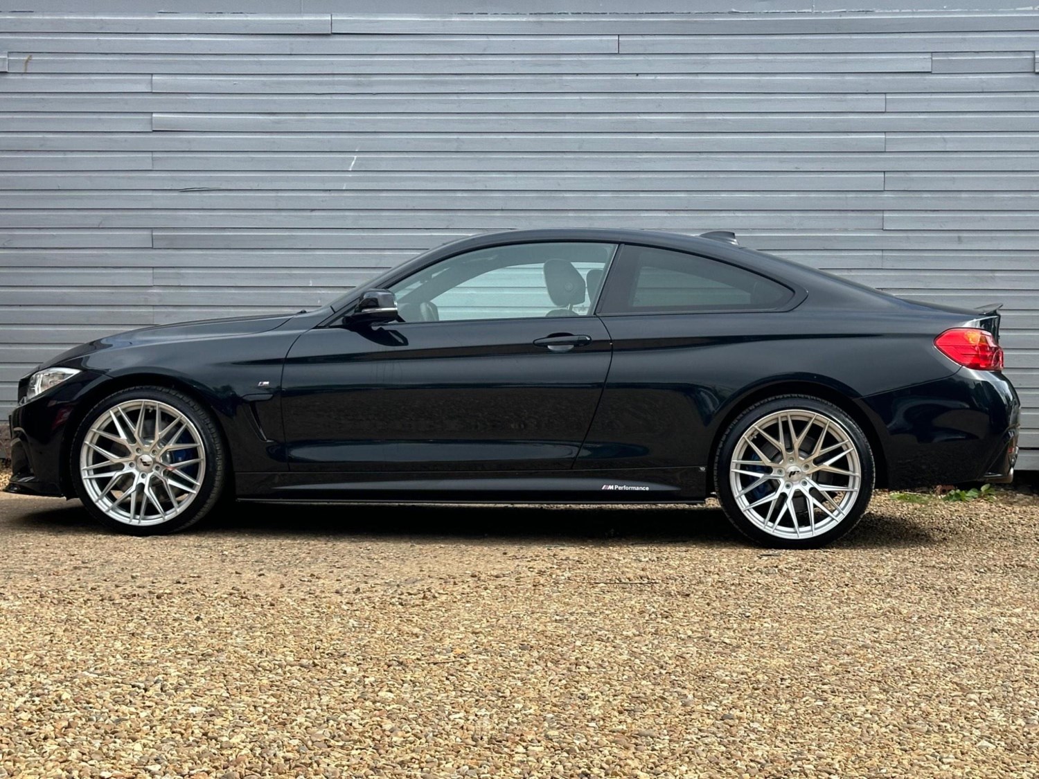 BMW 4 Series Listing Image