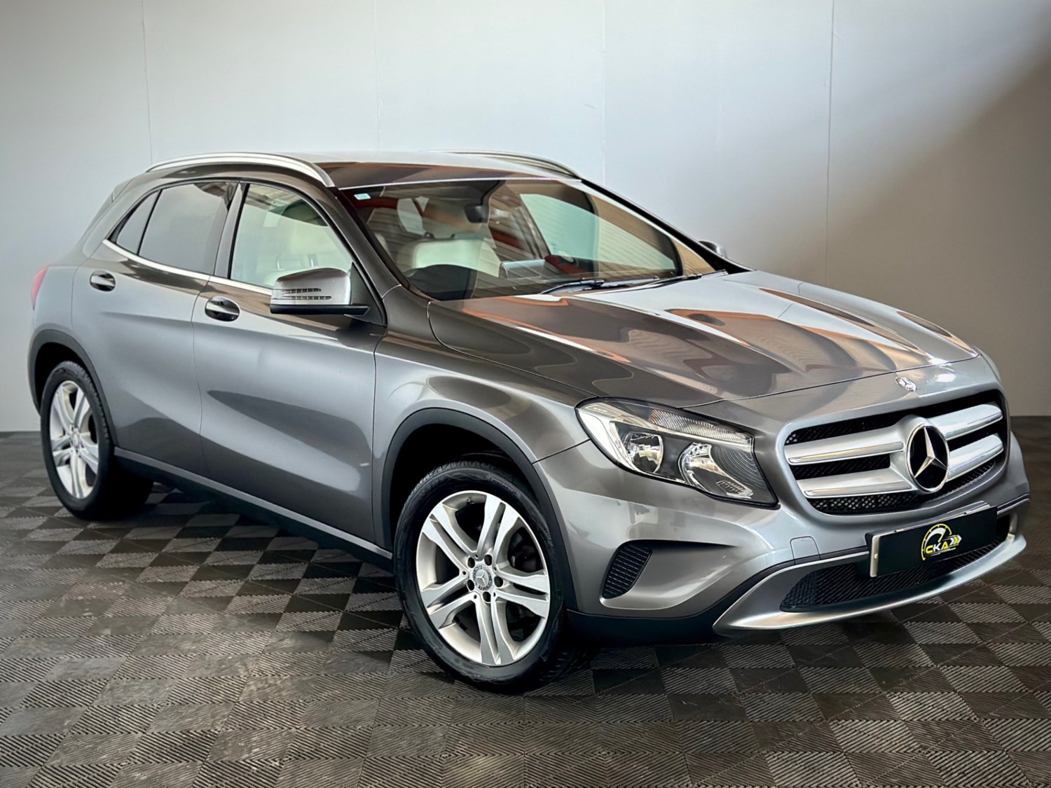 Mercedes-Benz GLA Listing Image