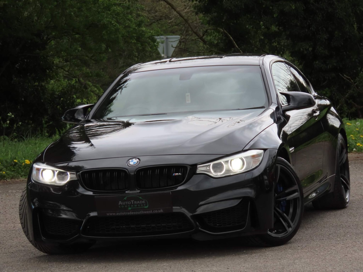 BMW M4 Listing Image