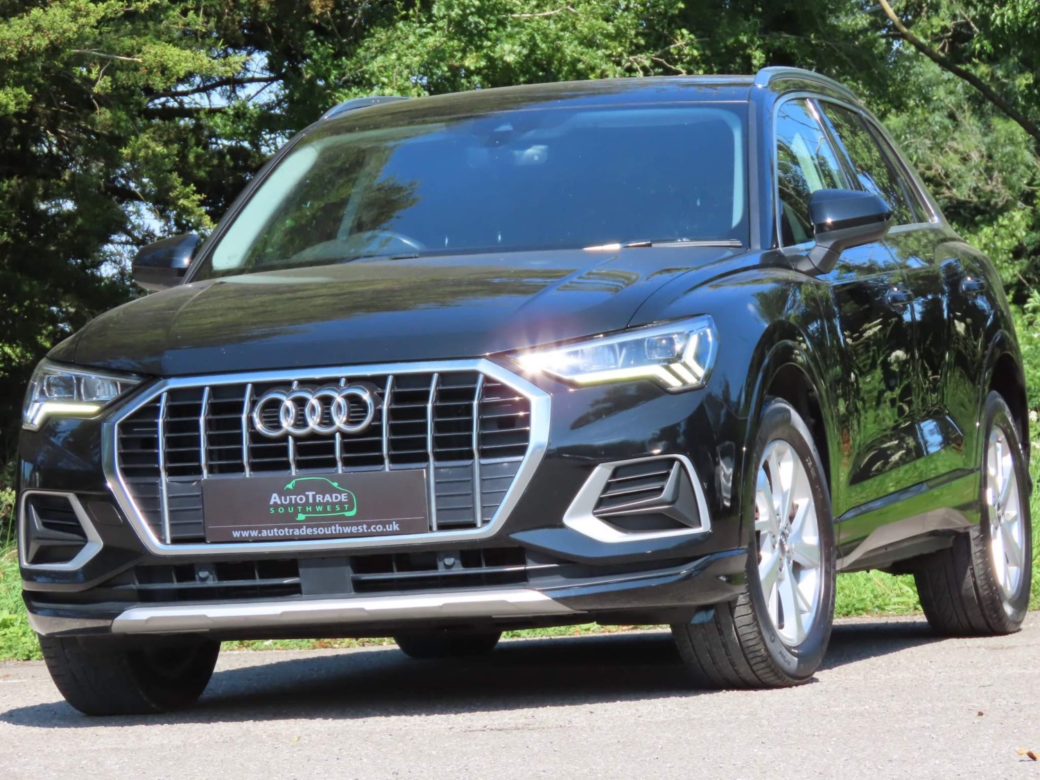 Audi Q3 Listing Image