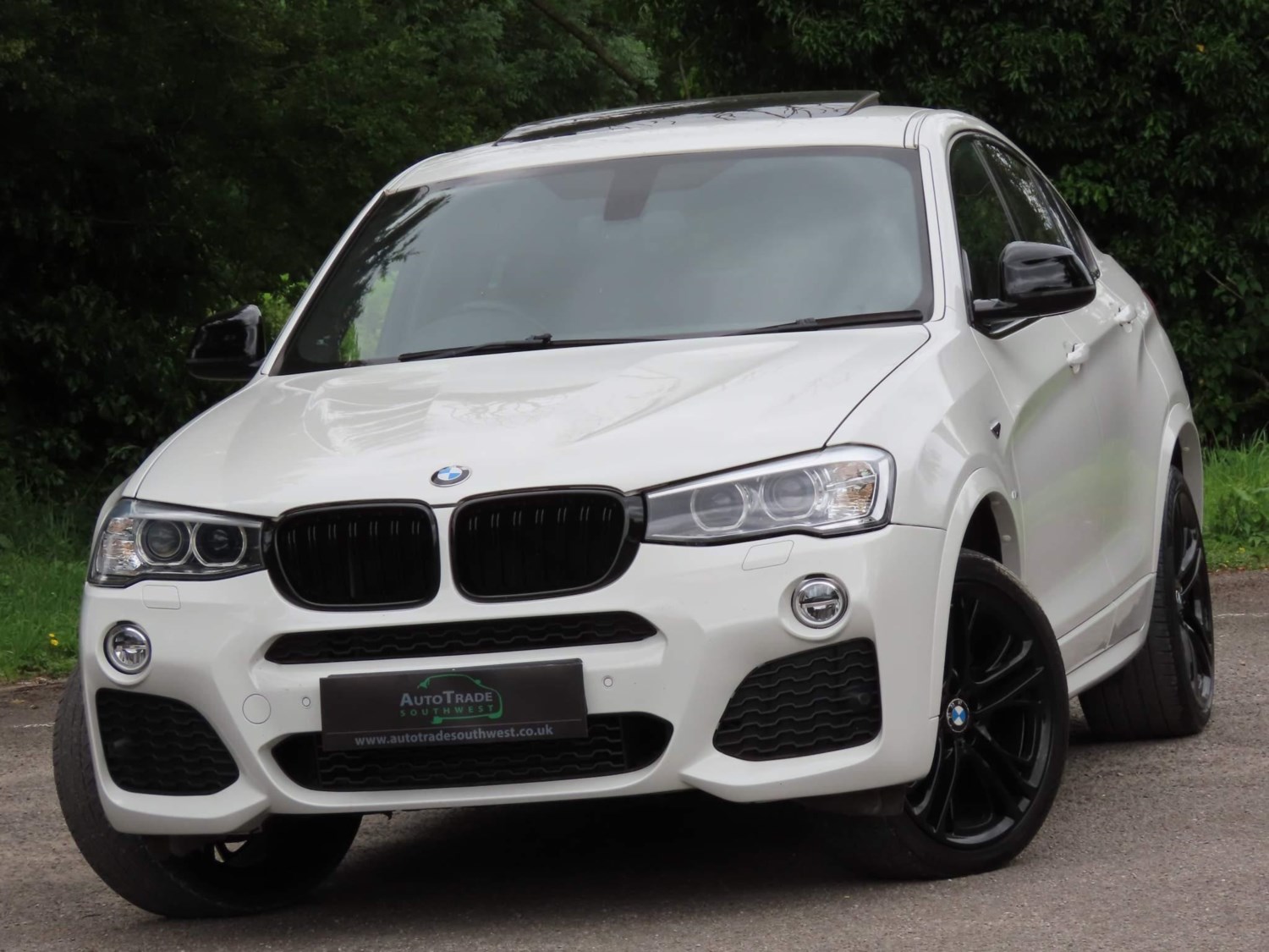 BMW X4 Listing Image