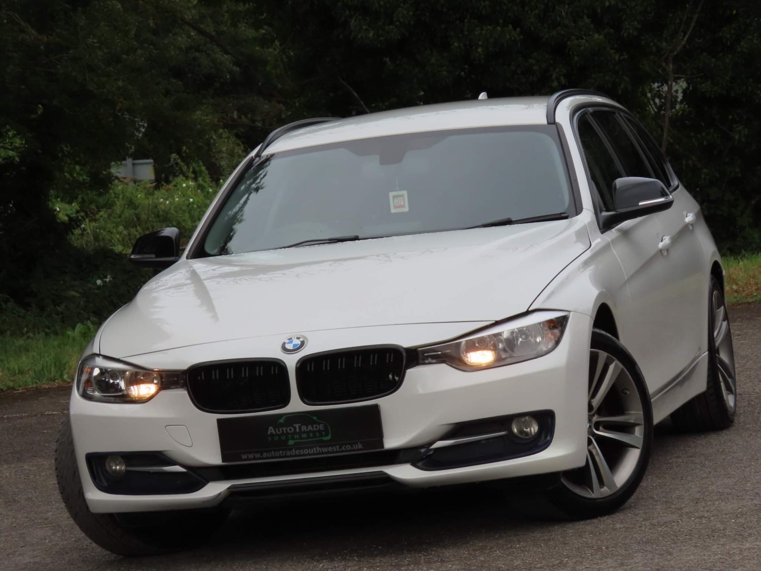 BMW 3 Series Listing Image