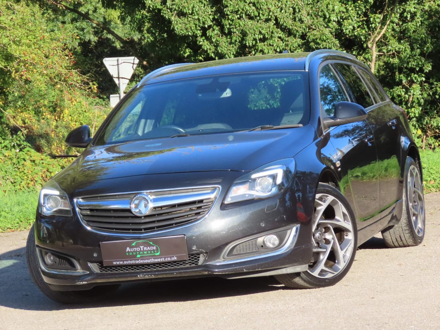 Vauxhall Insignia Listing Image