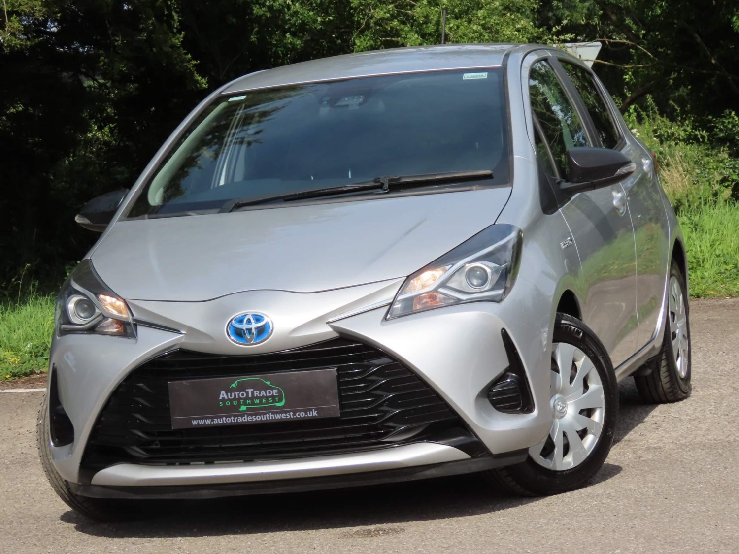 Toyota Yaris Listing Image