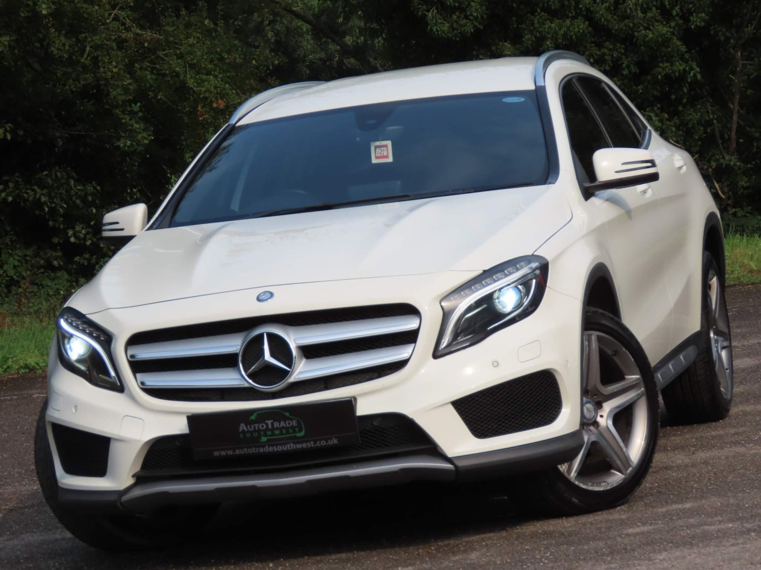 Mercedes-Benz GLA Listing Image