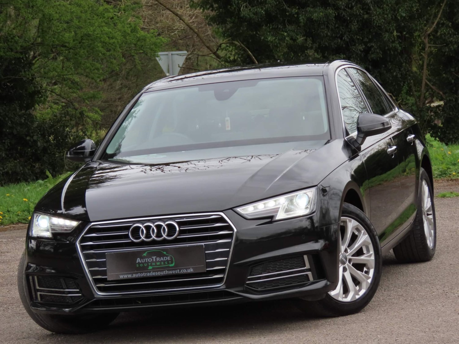 Audi A4 Listing Image