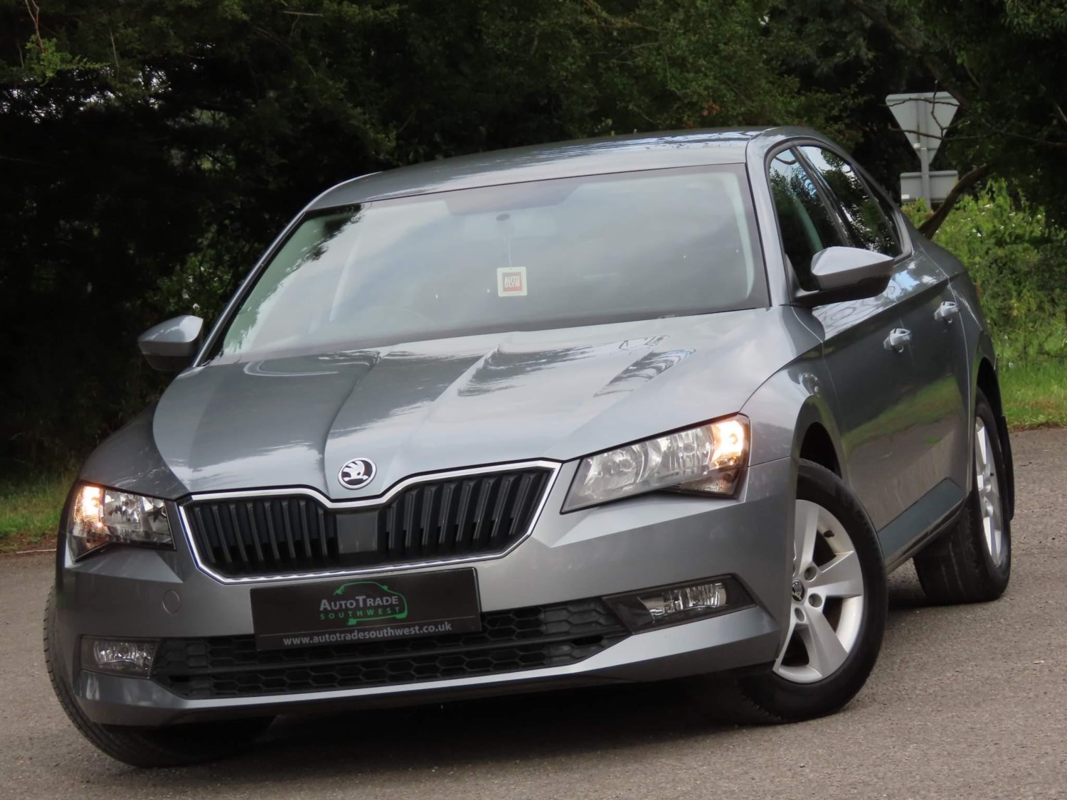 Skoda Superb Listing Image