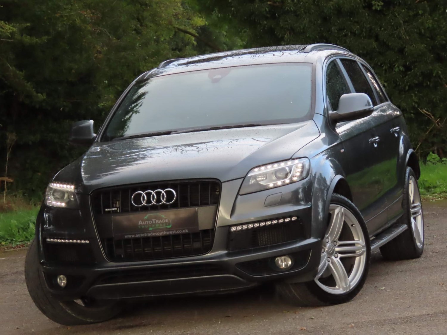 Audi Q7 Listing Image