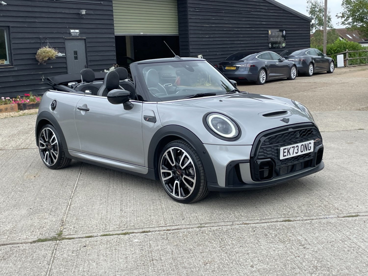 MINI Convertible Listing Image