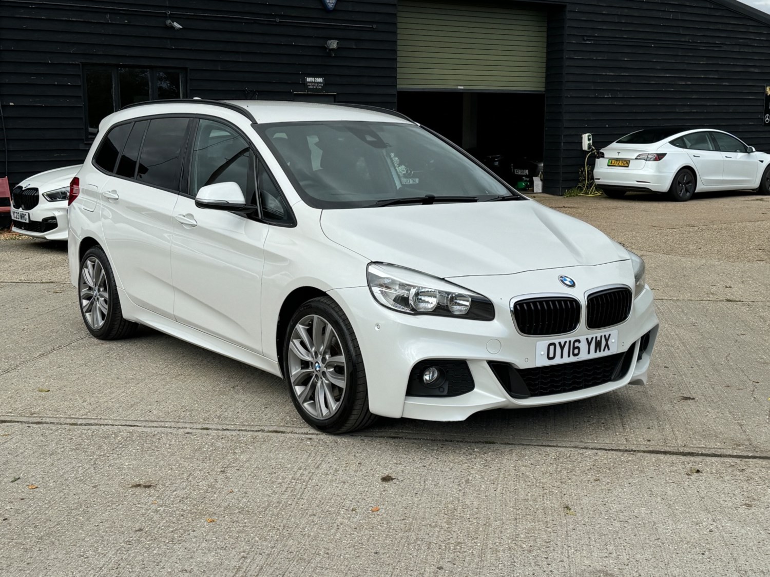 BMW 2 Series Listing Image