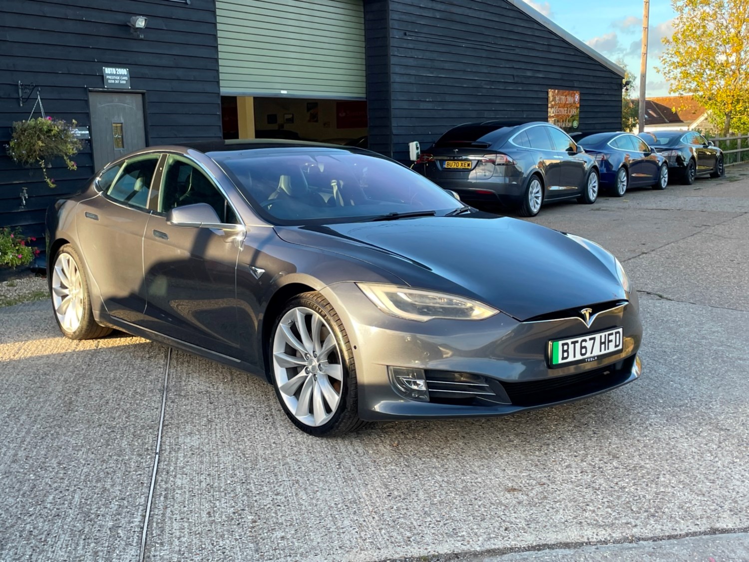 Tesla Model S Listing Image