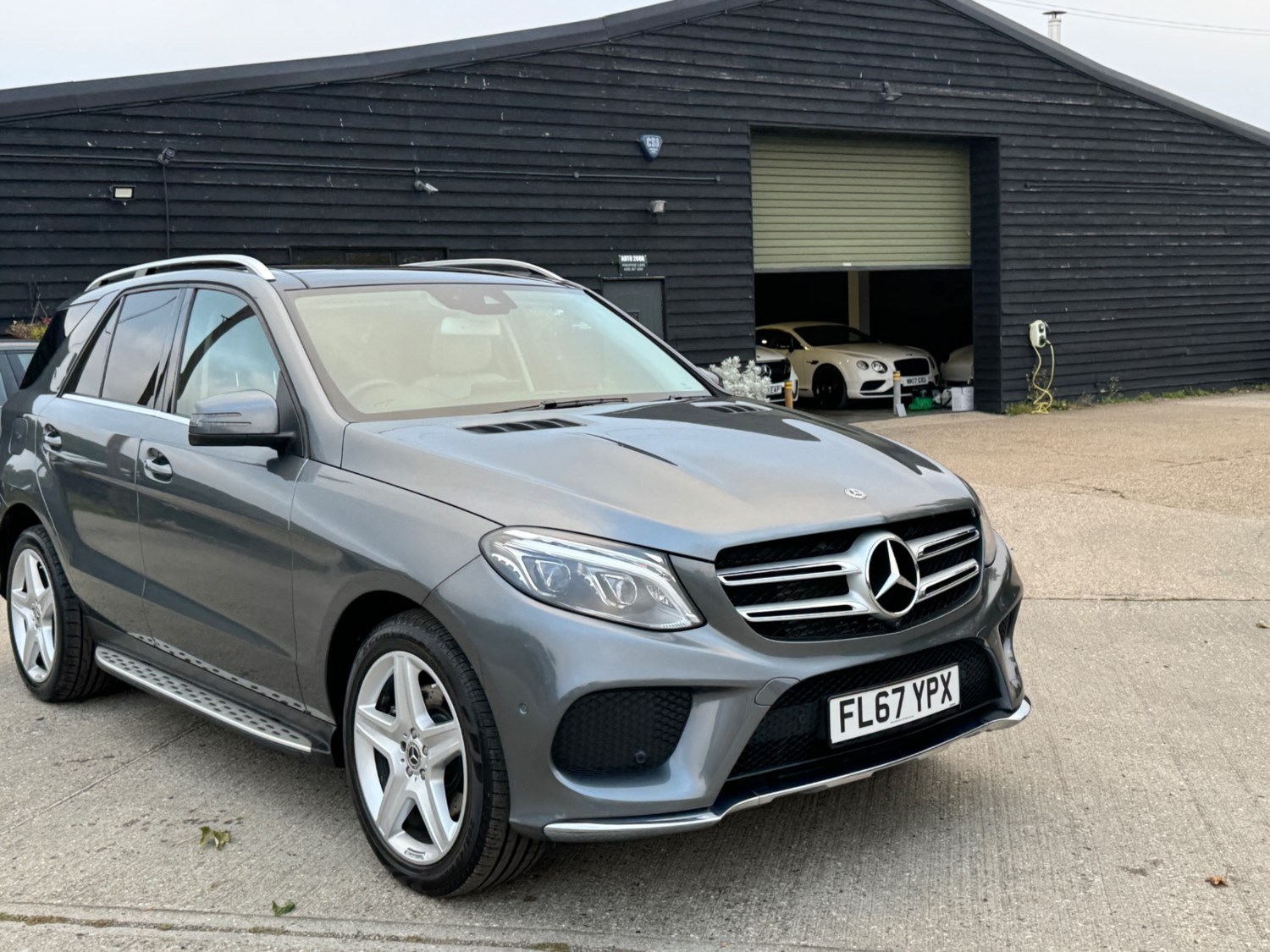 Mercedes-Benz GLE Listing Image