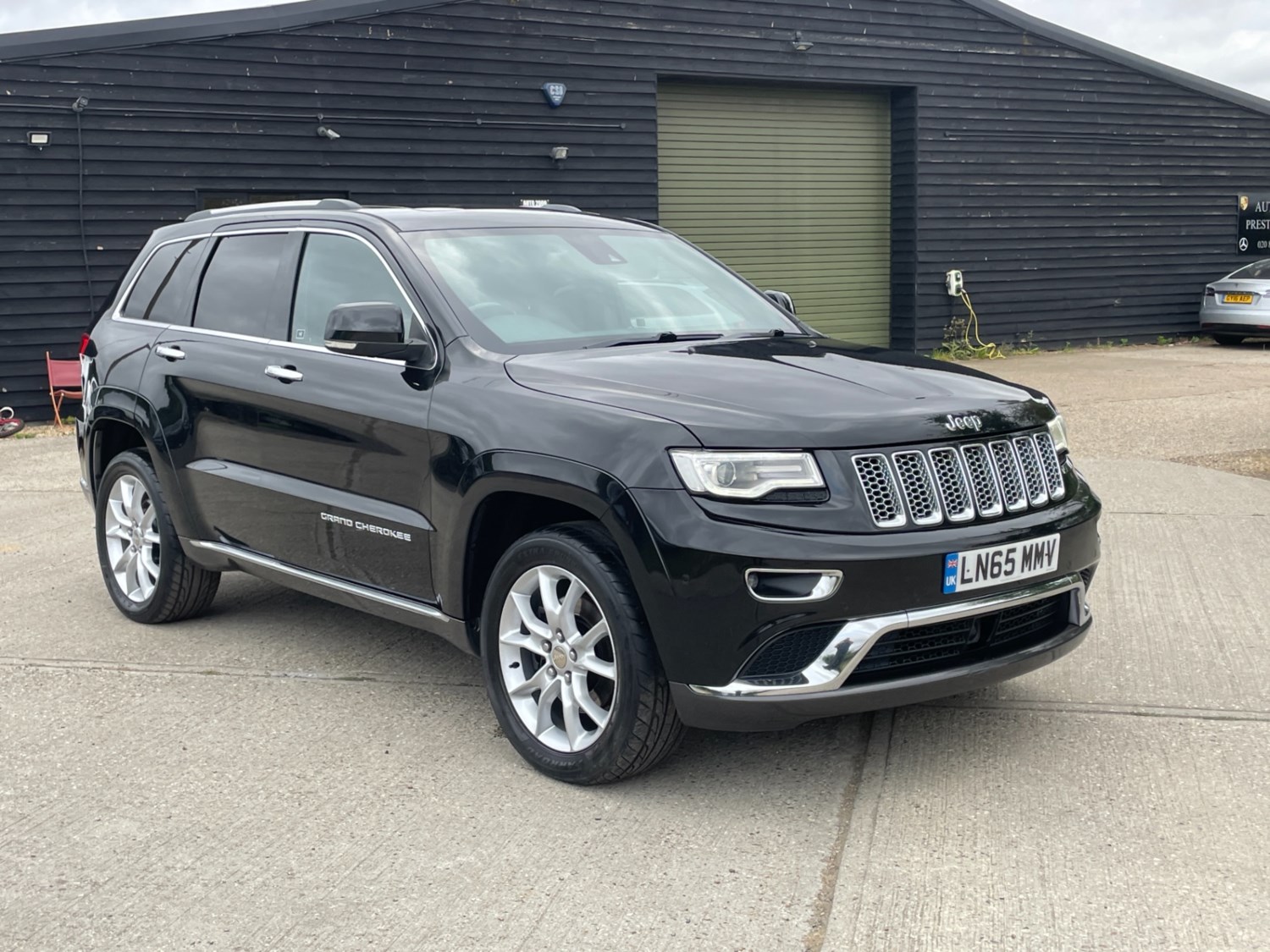 Jeep Grand Cherokee Listing Image