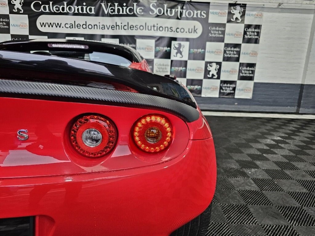 Lotus Elise Listing Image