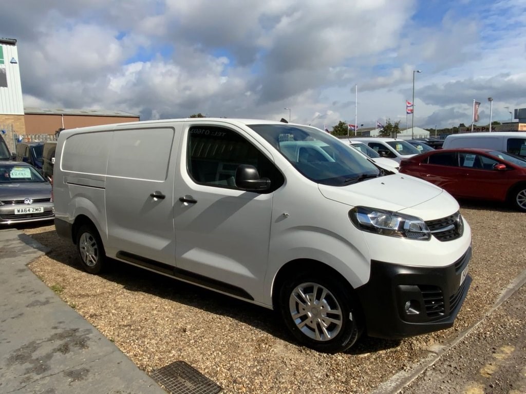 Vauxhall Vivaro Listing Image