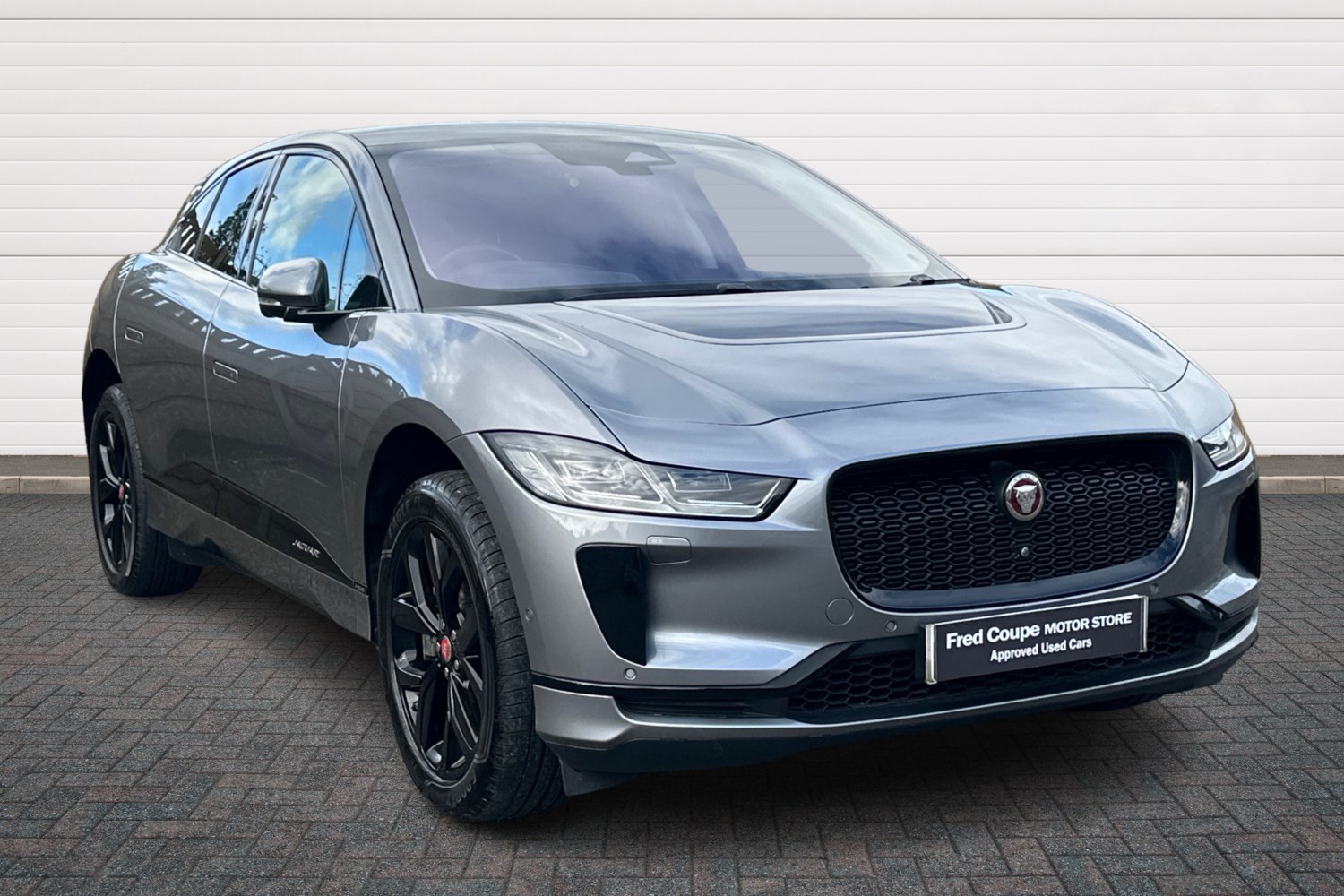 Jaguar I-PACE Listing Image