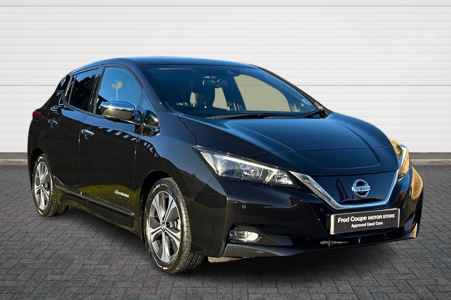 Nissan Leaf Listing Image