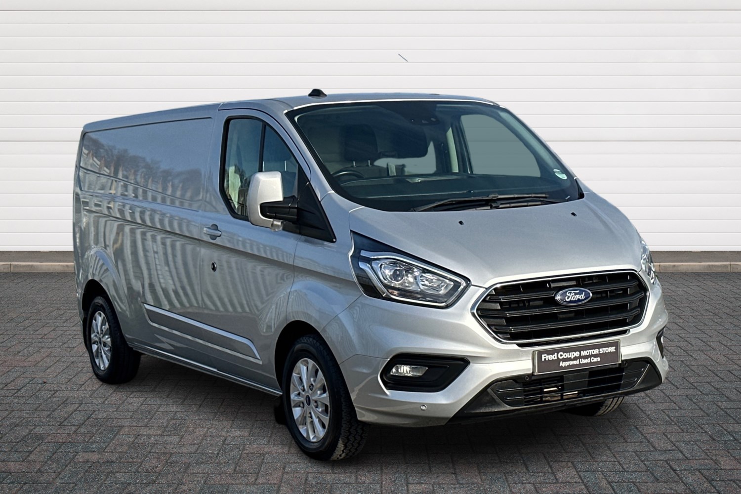 Ford Transit Custom Listing Image