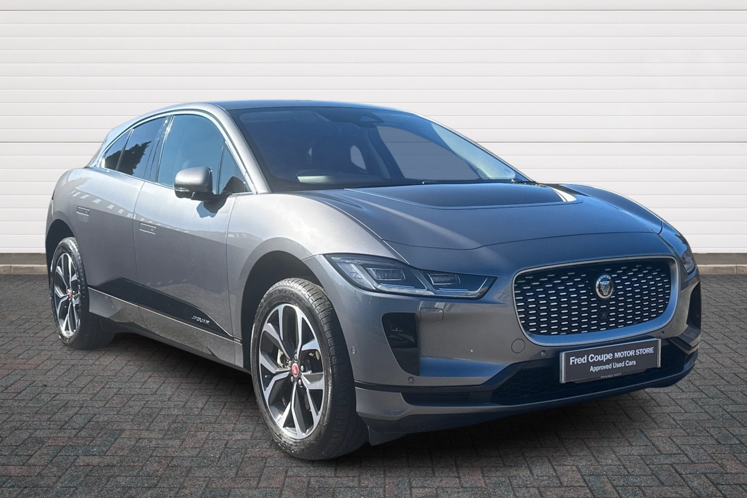 Jaguar I-PACE Listing Image