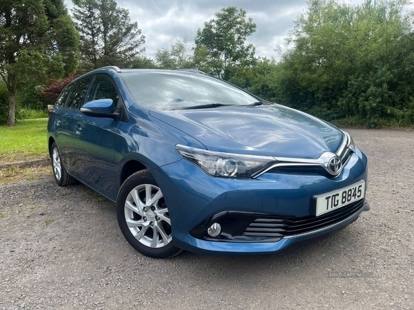 Toyota Auris Listing Image