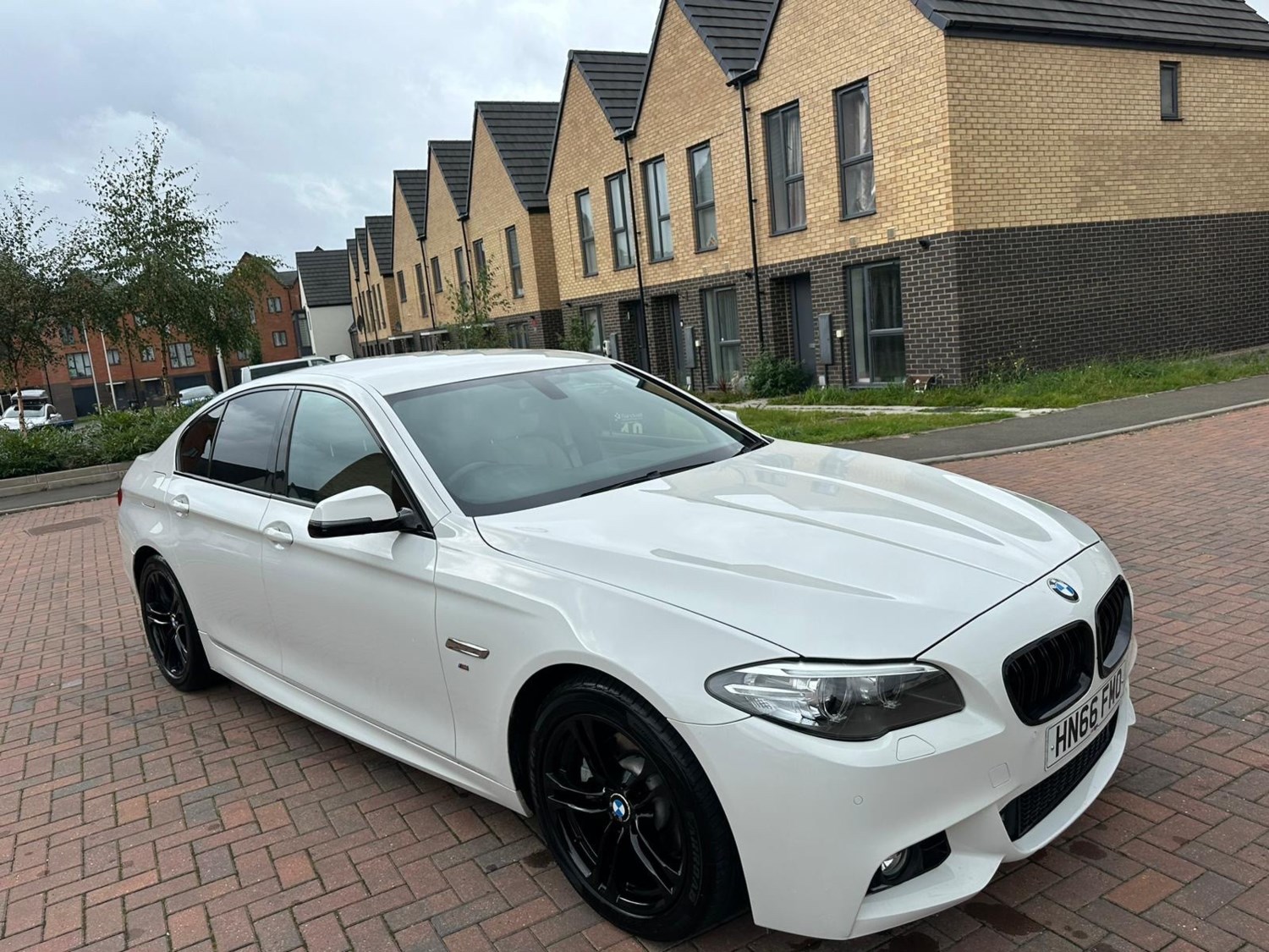 BMW 5 Series Listing Image