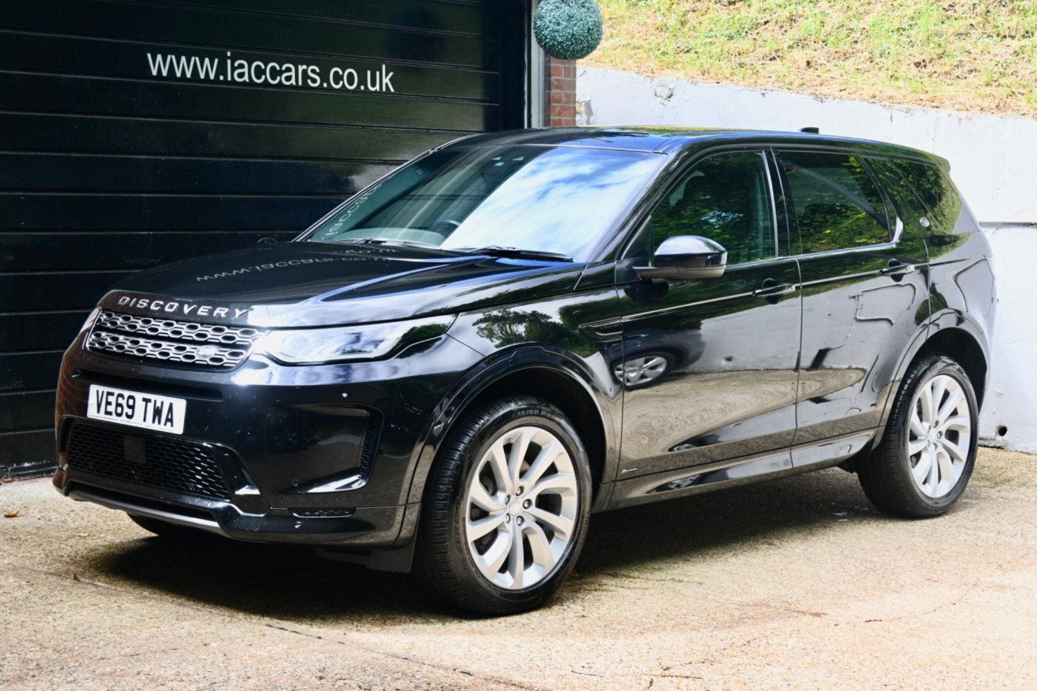 Land Rover Discovery Sport Listing Image