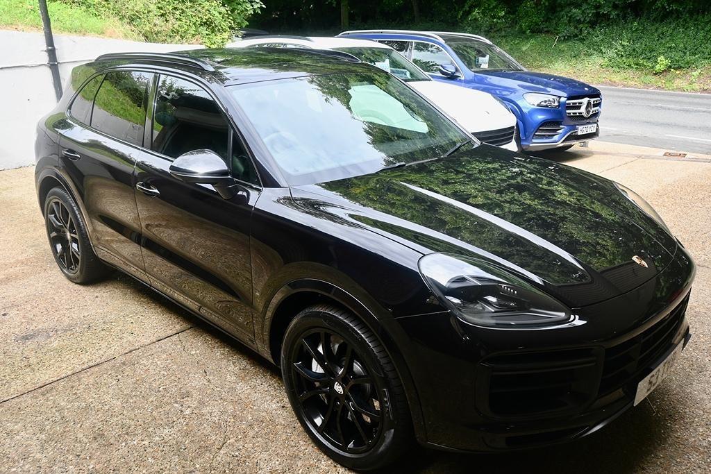 Porsche Cayenne Listing Image