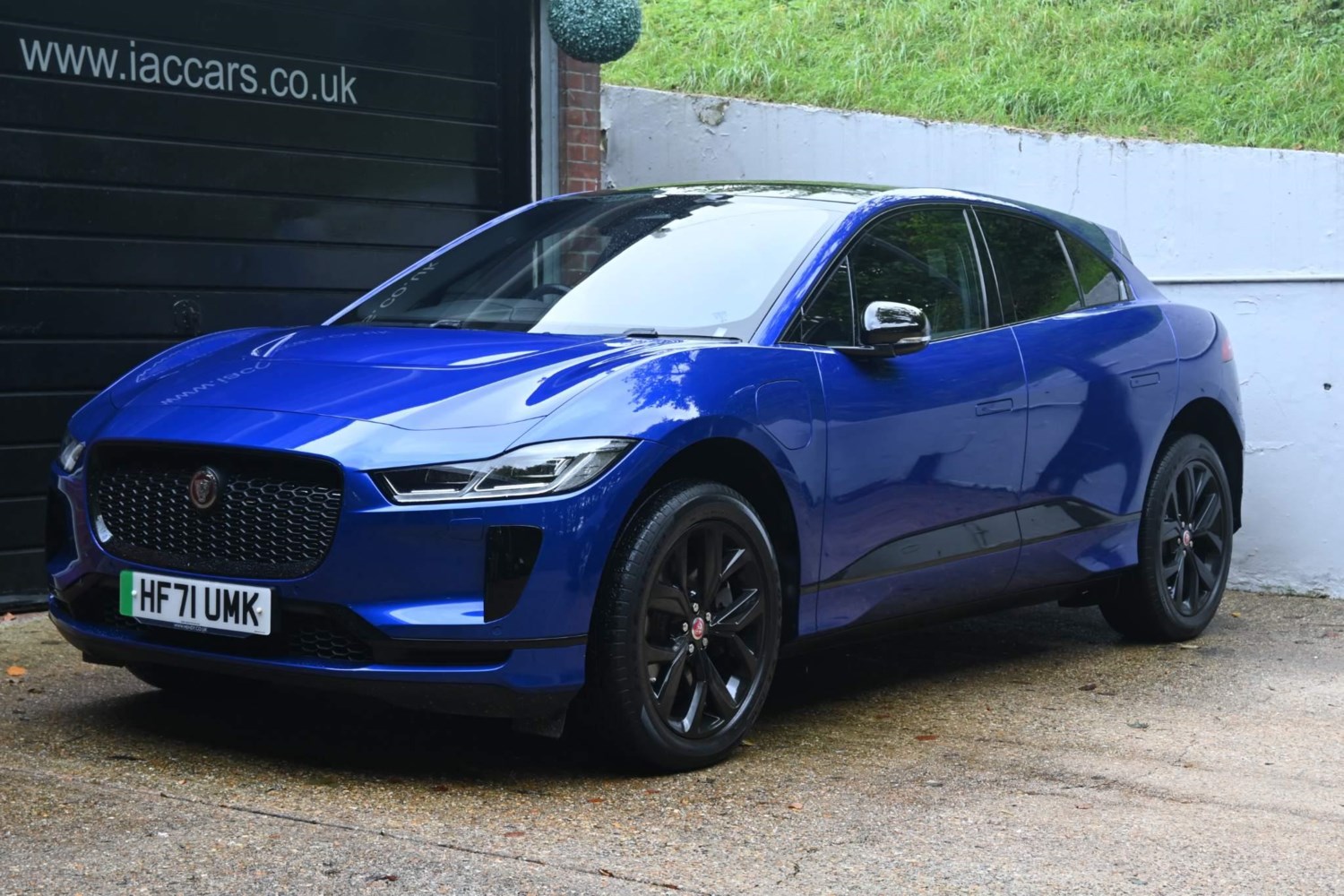 Jaguar I-PACE Listing Image