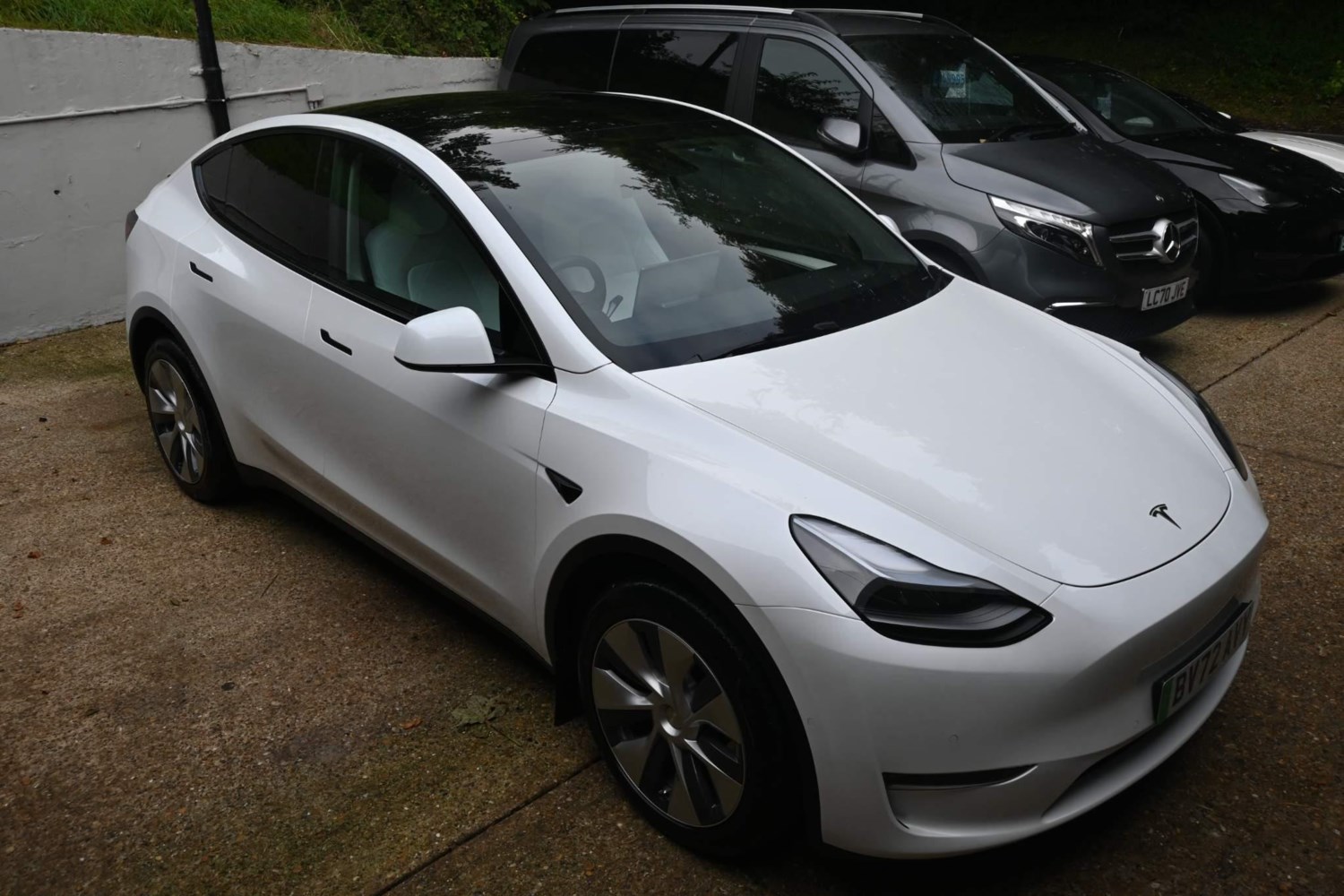 Tesla Model Y Listing Image