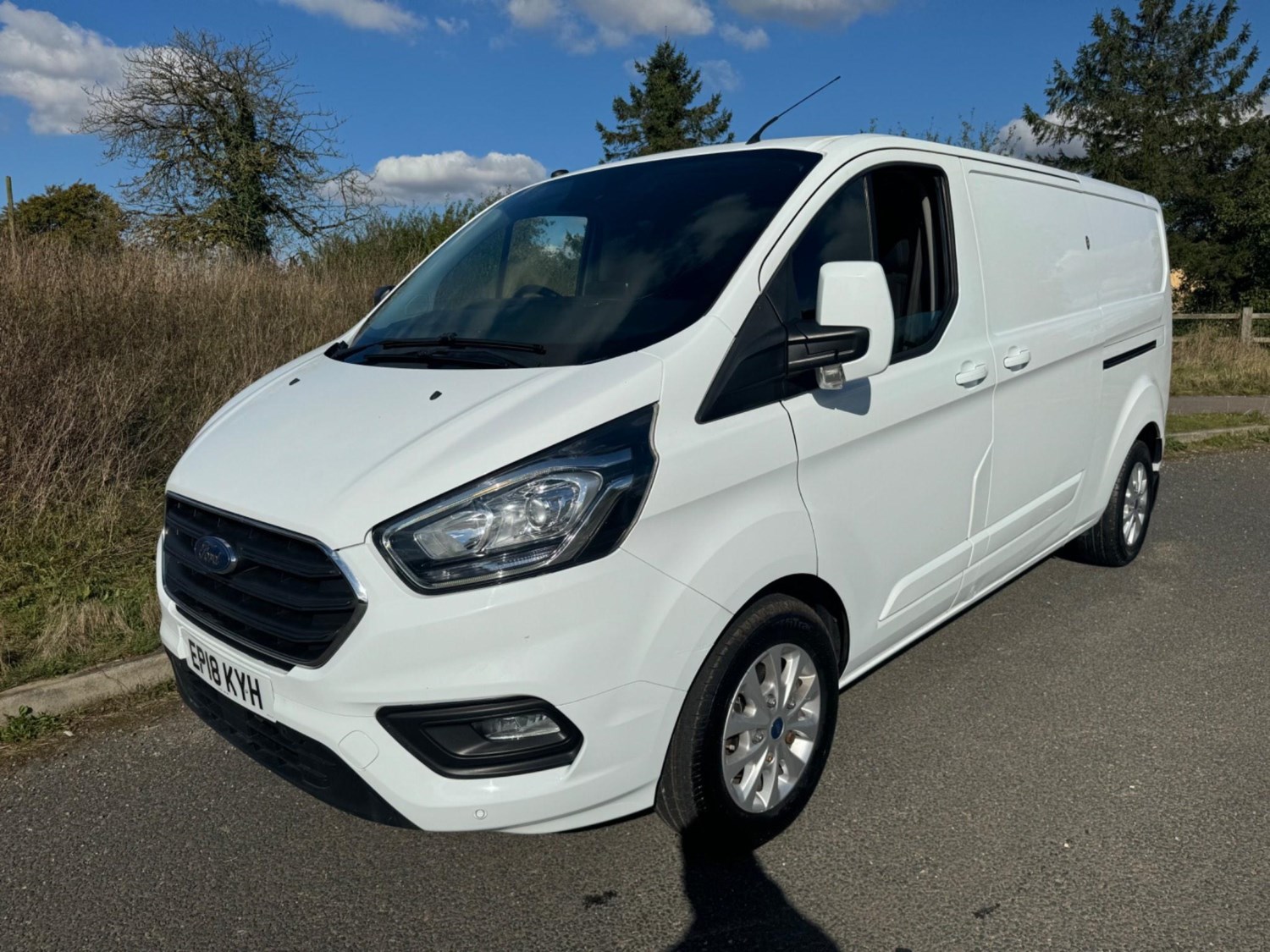 Ford Transit Custom Listing Image