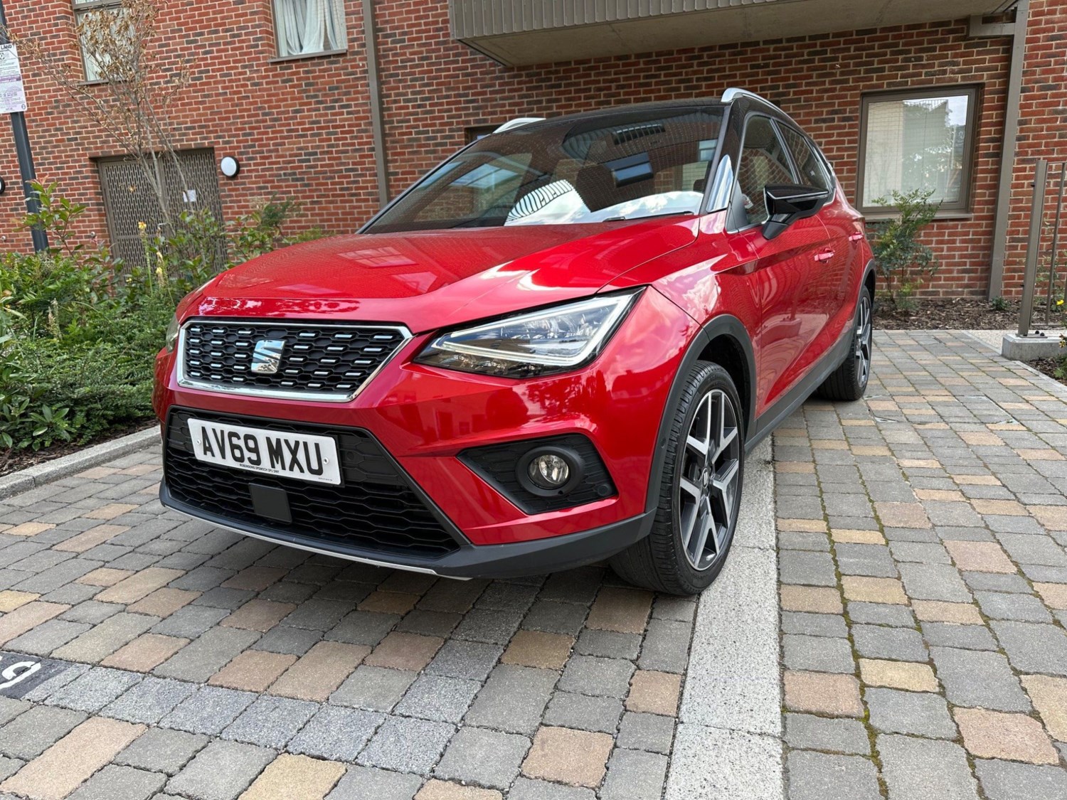 SEAT Arona Listing Image