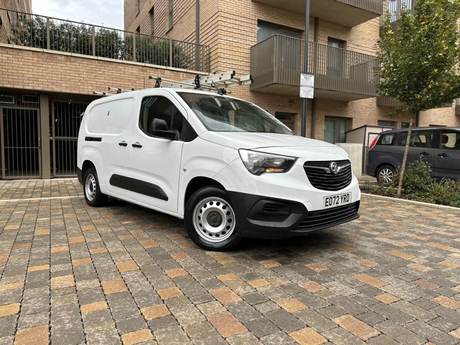 Vauxhall Combo Listing Image