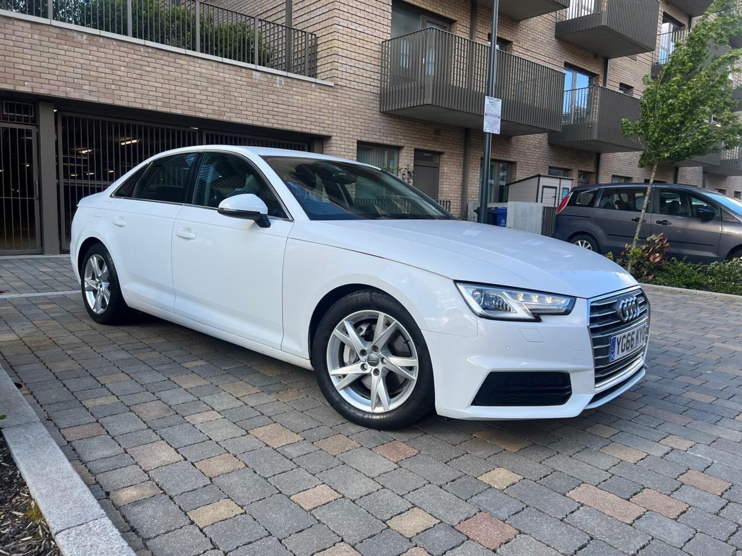 Audi A4 Listing Image